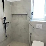 3rd Floor Mali I Robit Apartmán