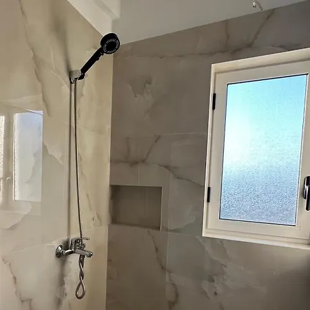Διαμέρισμα 3rd & 4th Floor Mali I Robit Golem (Tirana)