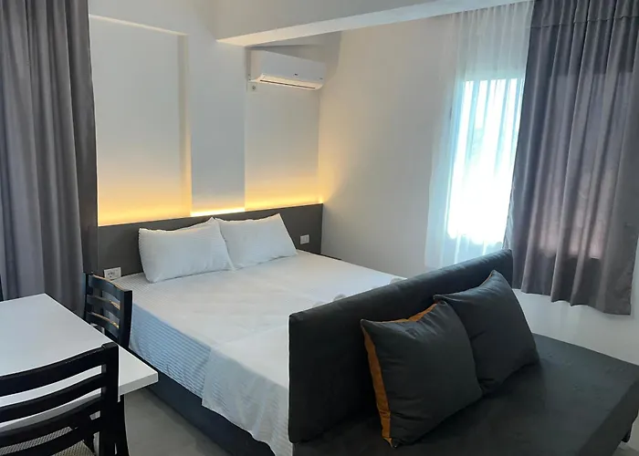 3rd Floor Mali I Robit Apartment *