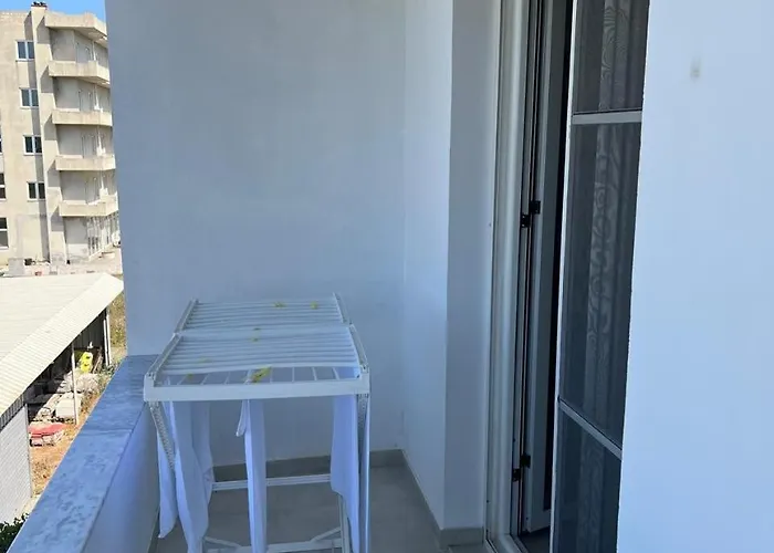 Appartamento 3rd Floor Mali I Robit Golem (Tirana)